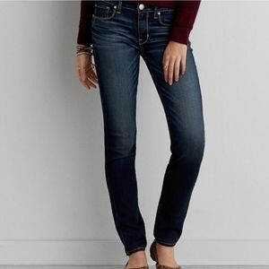 American Eagle low-rise stretch skinny jeans, size 4, excellent used condition